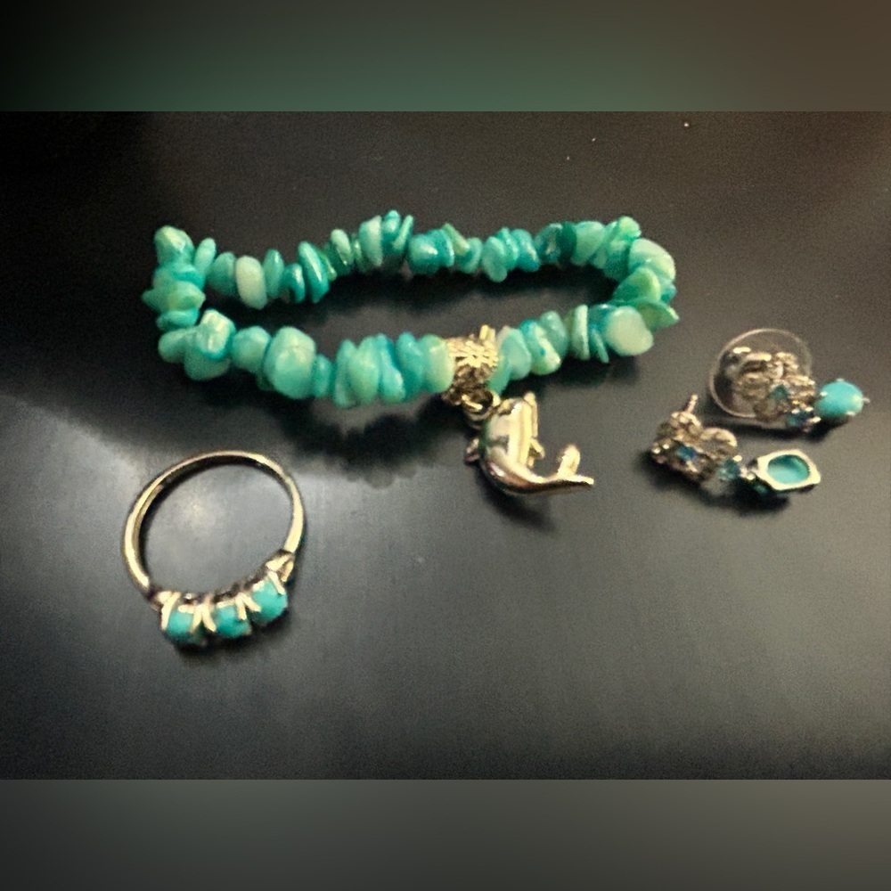“Turquoise Chip Bracelet w/ Dolphin Charm + Turquoise Ring & Earrings Lot”
